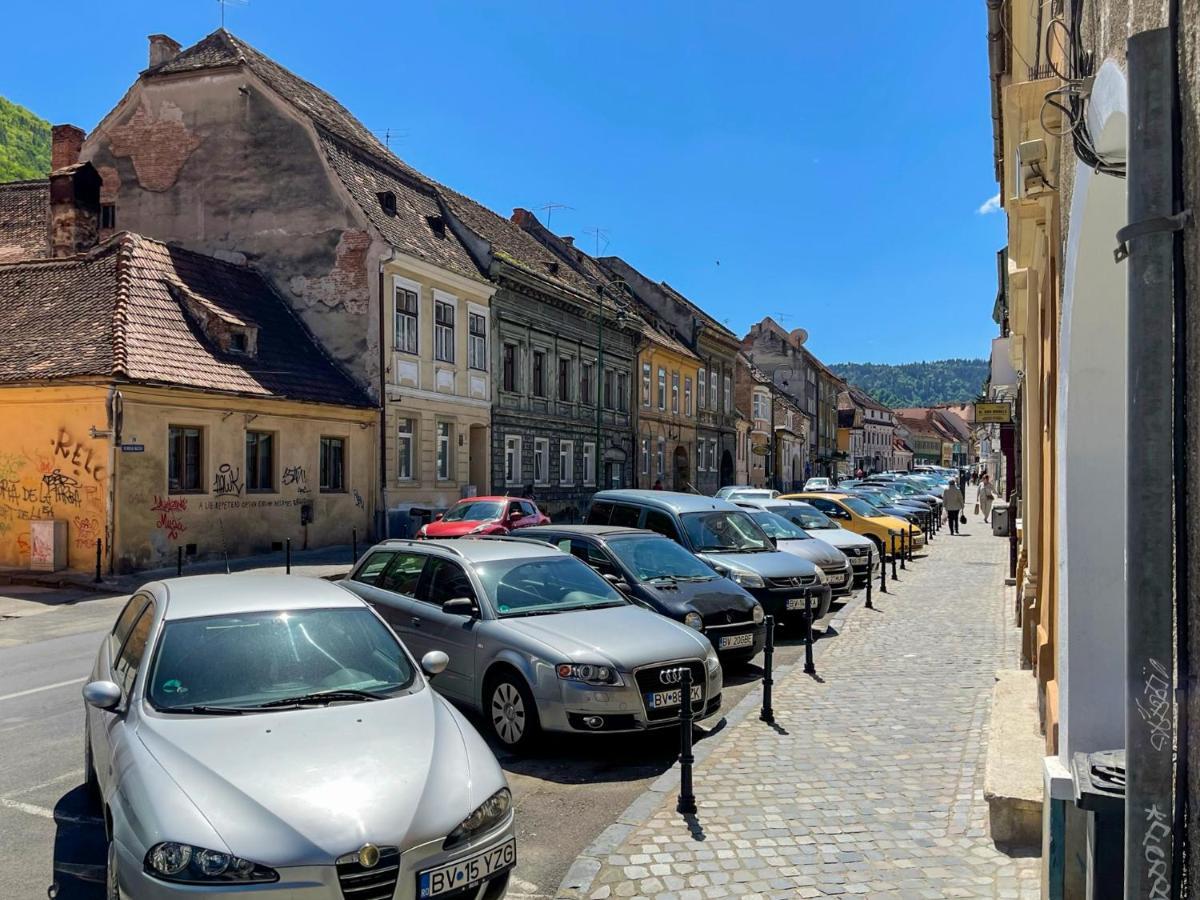 White Moon Apartment Brasov Exterior photo