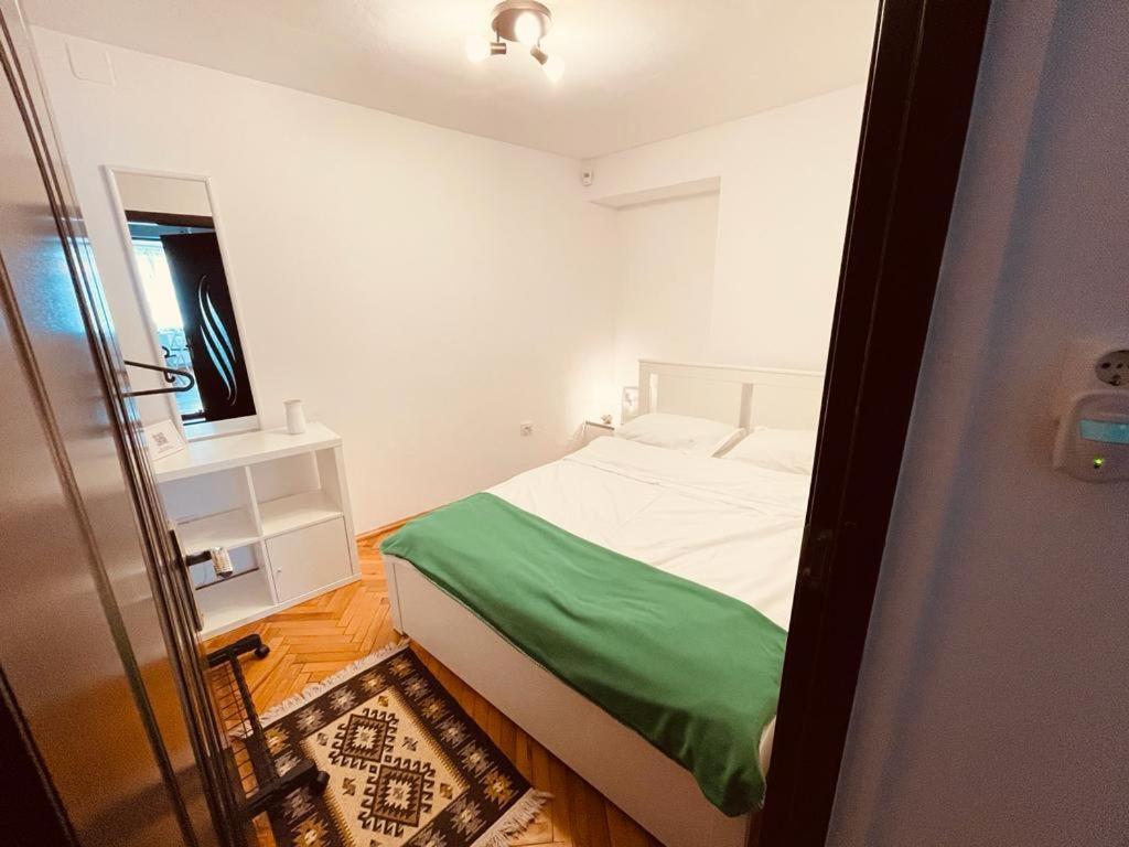 White Moon Apartment Brasov Exterior photo